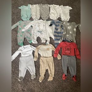 Newborn BABY BOY bundle 5 play & sleep, 5 onesies, 3 outfits